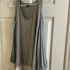 Gray cutout sleeve Top with Lace Hem
